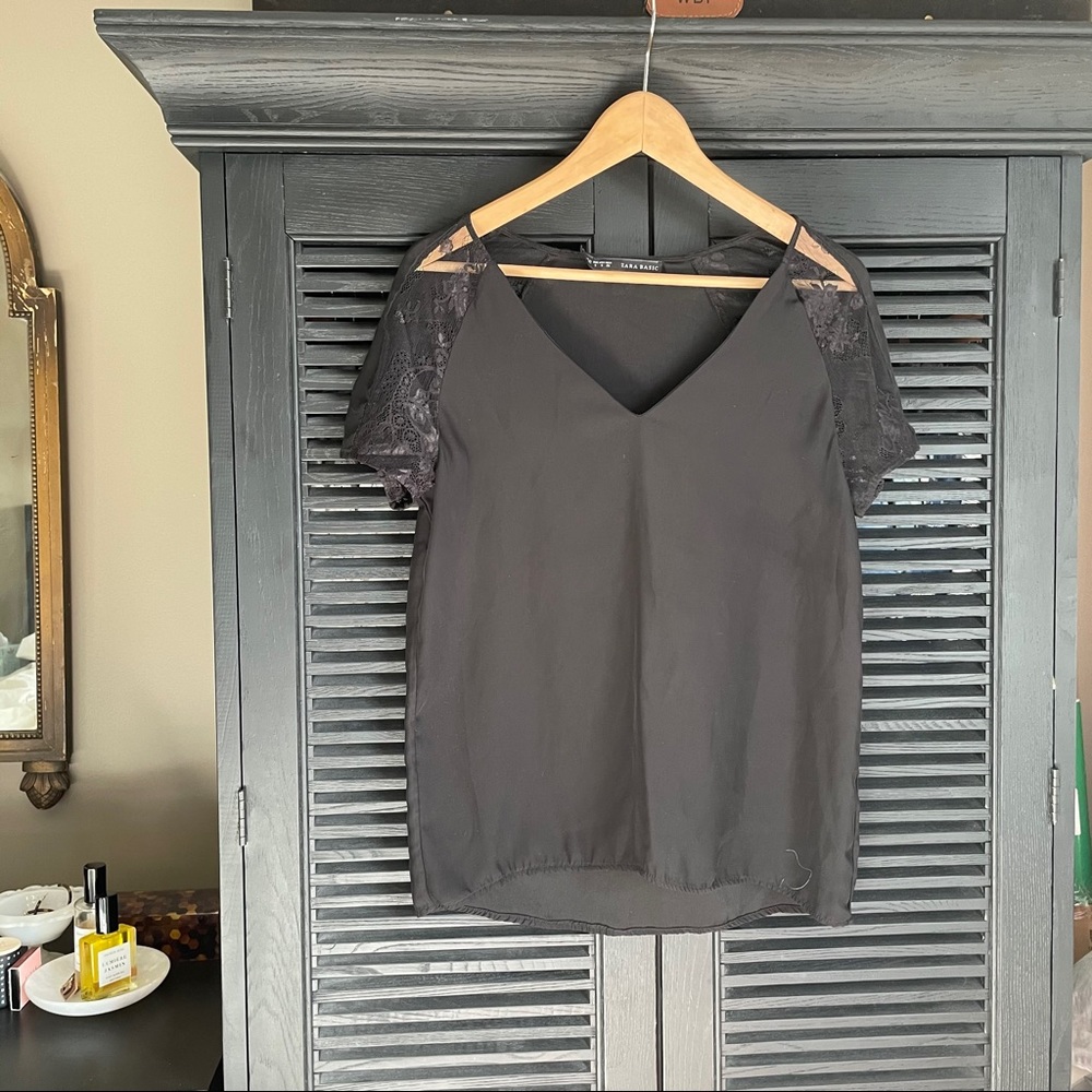 Black zara top with great lace detail at sleeve